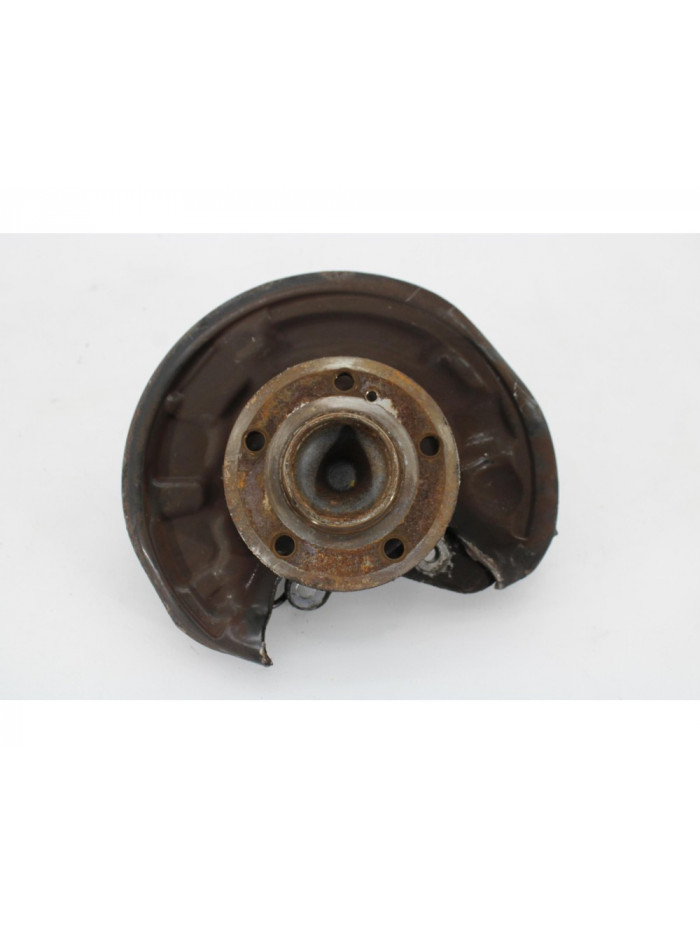 Recambio de mangueta trasera izquierda para mercedes-benz clase cla (w117) cla 180 (117.342) referencia OEM IAM 2460406