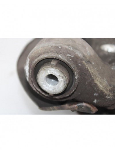 Recambio de mangueta trasera izquierda para mercedes-benz clase cla (w117) cla 180 (117.342) referencia OEM IAM 2460406