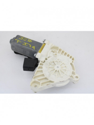 Recambio de motor elevalunas trasero izquierdo para mercedes-benz clase cla (w117) cla 180 (117.342) referencia OEM IAM 05360106