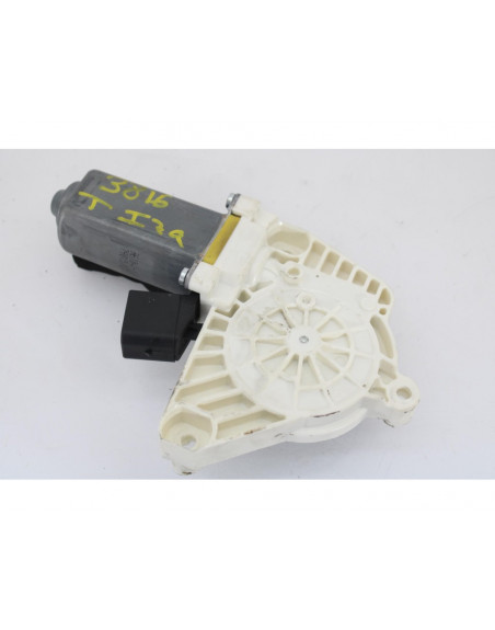 Recambio de motor elevalunas trasero izquierdo para mercedes-benz clase cla (w117) cla 180 (117.342) referencia OEM IAM 05360106
