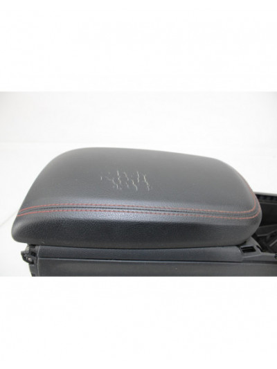 Recambio de apoyabrazos central para mercedes-benz clase cla (w117) cla 180 (117.342) referencia OEM IAM A1766801200