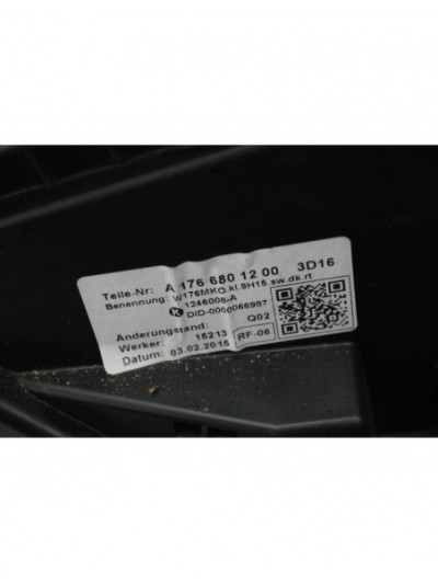 Recambio de apoyabrazos central para mercedes-benz clase cla (w117) cla 180 (117.342) referencia OEM IAM A1766801200