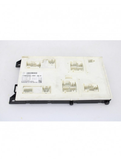 Recambio de caja reles / fusibles para mercedes-benz clase cla (w117) cla 180 (117.342) referencia OEM IAM A1569007402