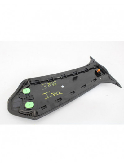 Recambio de moldura exterior columna para mercedes-benz clase cla (w117) cla 180 (117.342) referencia OEM IAM A1176900179