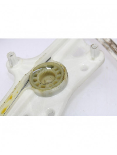 Recambio de elevalunas delantero derecho para mercedes-benz clase cla (w117) cla 180 (117.342) referencia OEM IAM 3816D.D.