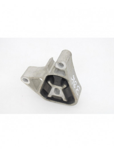 Soporte MERCEDES-BENZ CLASE CLA CLA 180 122CV 90KW 2015