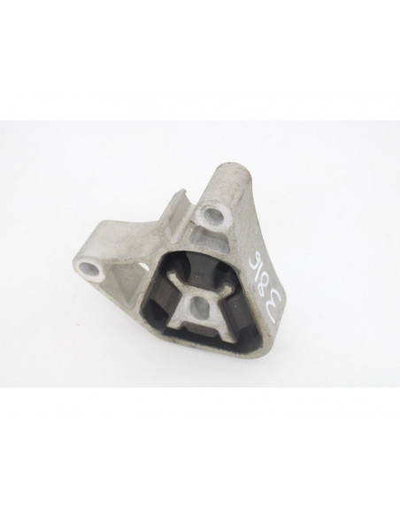 Soporte MERCEDES-BENZ CLASE CLA CLA 180 122CV 90KW 2015