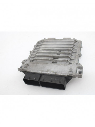 Recambio de centralita motor uce para mercedes-benz clase cla (w117) cla 180 (117.342) referencia OEM IAM A2709002100