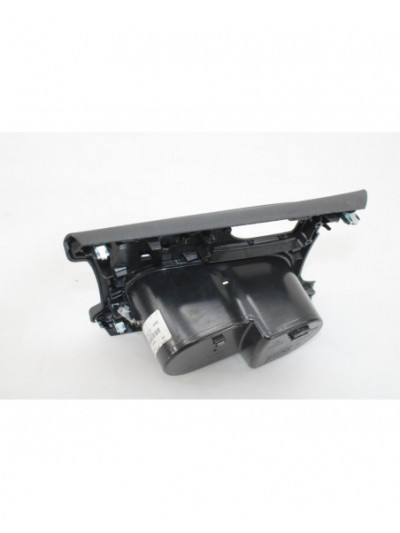 Recambio de guantera central para mercedes-benz clase cla (w117) cla 180 (117.342) referencia OEM IAM A1766801710