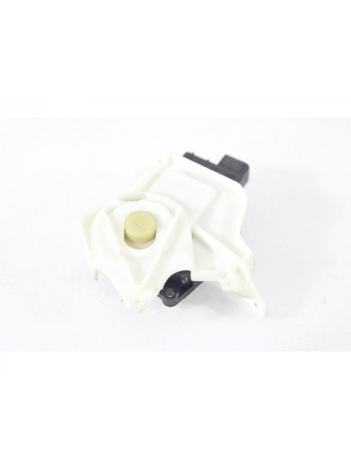 Motor apertura trampillas climatizador AUDI A4 BER. Básico 2008
