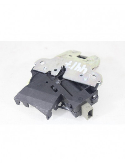 Recambio de cerradura maletero / porton para audi a4 ber. (b8) básico referencia OEM IAM 4F5827505D