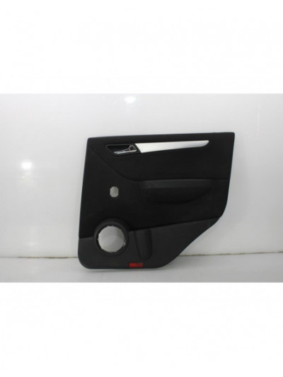 Recambio de guarnecido puerta trasera derecha para mercedes-benz clase b (w245) 200 cdi (245.208) referencia OEM IAM T245445008
