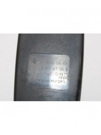 Recambio de anclaje cinturon trasero para mercedes-benz clase cls (w219) 320 cdi (219.322) referencia OEM IAM 2198600669