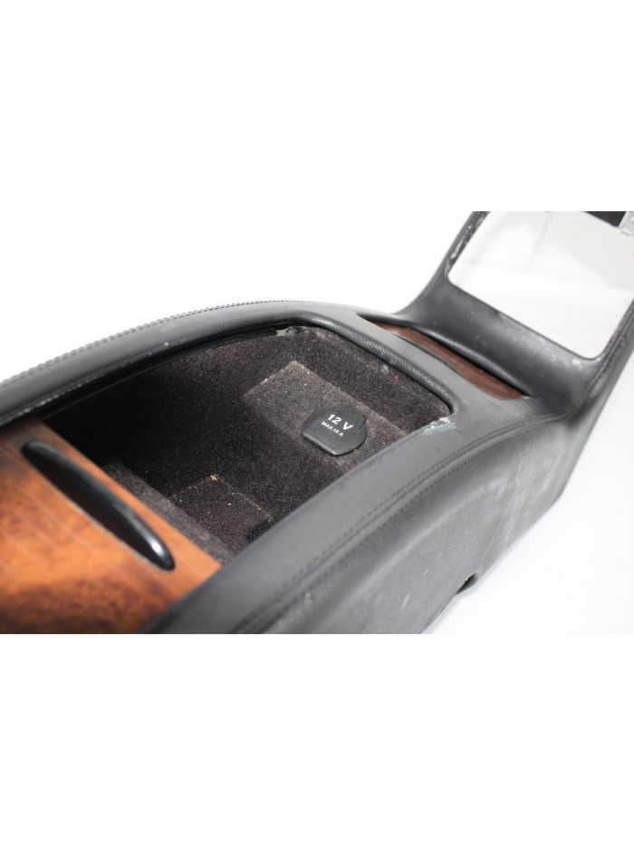 Recambio de guantera central para mercedes-benz clase cls (w219) 320 cdi (219.322) referencia OEM IAM A2198600030