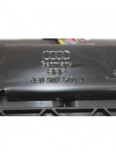 Recambio de centralita motor uce para audi a4 ber. (b8) básico referencia OEM IAM 03L906022B