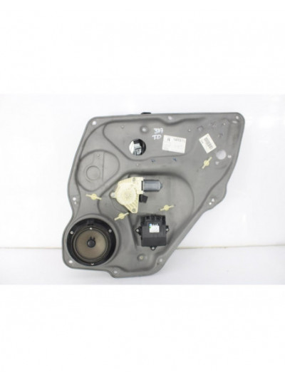 Recambio de elevalunas trasero derecho para mercedes-benz clase b (w245) 200 cdi (245.208) referencia OEM IAM A1697301679