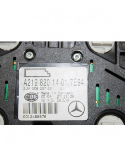 Recambio de luz techo para mercedes-benz clase cls (w219) 320 cdi (219.322) referencia OEM IAM A2198201401