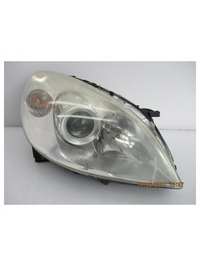 Recambio de faro derecho para mercedes-benz clase b (w245) 180 cdi (245.207) referencia OEM IAM 1698202661