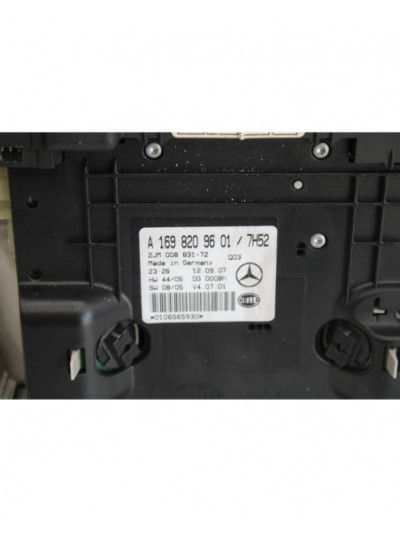 Recambio de luz interior para mercedes-benz clase b (w245) 180 cdi (245.207) referencia OEM IAM A1698209601
