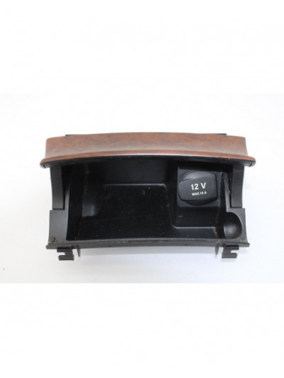 Recambio de cenicero para mercedes-benz clase cls (w219) 320 cdi (219.322) referencia OEM IAM A2116802852