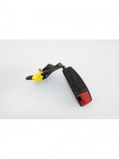 Recambio de anclaje cinturon trasero para mercedes-benz clase c (w204) berlina c 200 cdi blueefficiency (204.001) referencia OEM