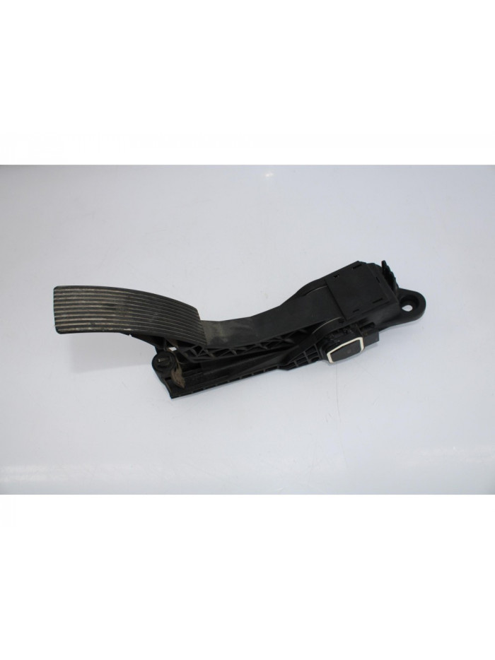 Recambio de pedal acelerador para mercedes-benz clase m (w164) 420 / 450 cdi (164.128) referencia OEM IAM A1643000004