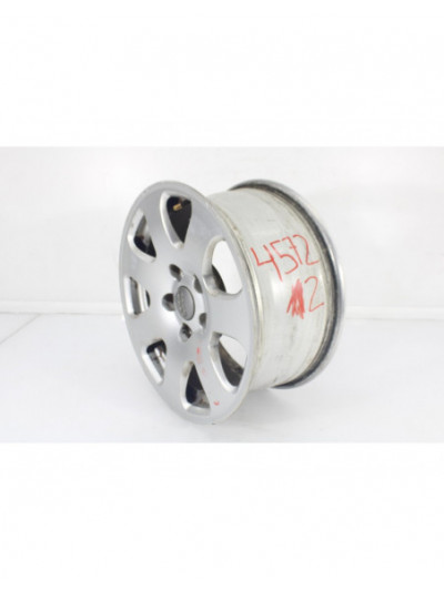 Recambio de llanta para audi a4 avant (b5) 1.9 tdi referencia OEM IAM 45722