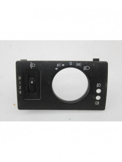 Recambio de mando regulacion altura faros para mercedes-benz clase a (w169) a 180 cdi a-edition referencia OEM IAM A1696800165