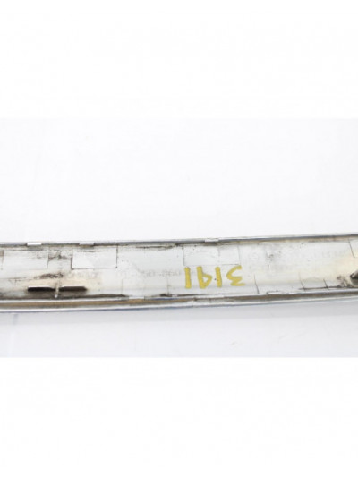 Recambio de molduras traseras para mercedes-benz clase b (w246) b 180 cdi (246.212) referencia OEM IAM 0105085002