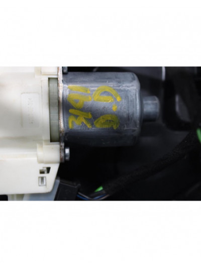 Recambio de elevalunas delantero derecho para mercedes-benz clase b (w246) b 180 cdi (246.212) referencia OEM IAM A2469065100