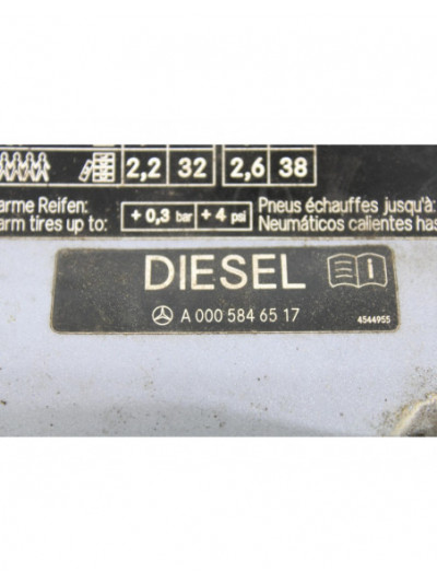 Recambio de tapa exterior combustible para mercedes-benz clase a (w169) a 180 cdi a-edition referencia OEM IAM A1695840317