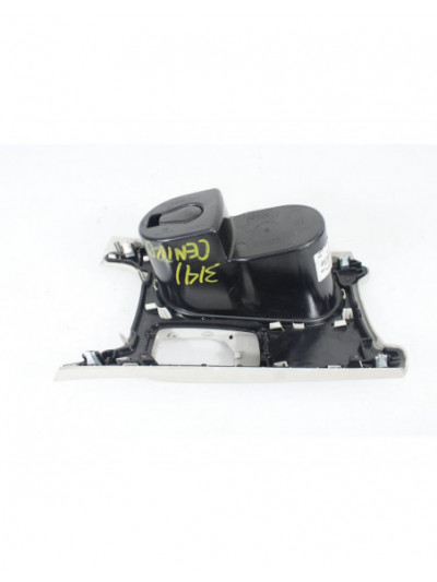 Recambio de portavaso para mercedes-benz clase b (w246) b 180 cdi (246.212) referencia OEM IAM A2466800910