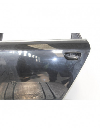 Recambio de puerta trasera izquierda para audi a6 berlina (4f2) 2.0 tdi referencia OEM IAM NEGRO