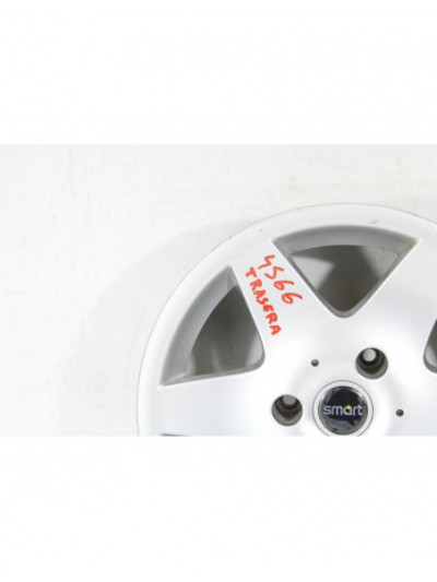 Recambio de llanta para micro compact car smart referencia OEM IAM 0006673V003