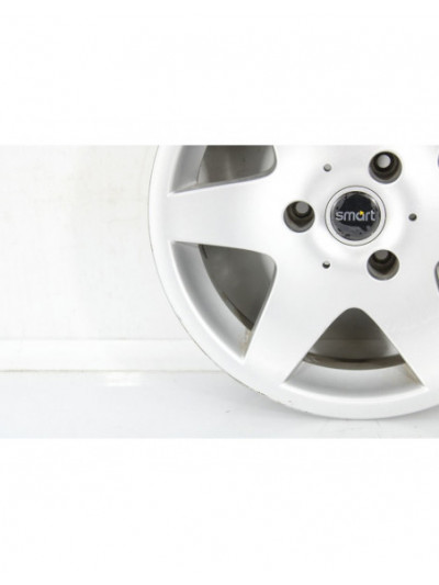 Recambio de llanta para micro compact car smart referencia OEM IAM 0006673V003