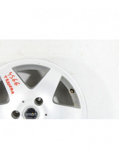 Recambio de llanta para micro compact car smart referencia OEM IAM 0006673V003