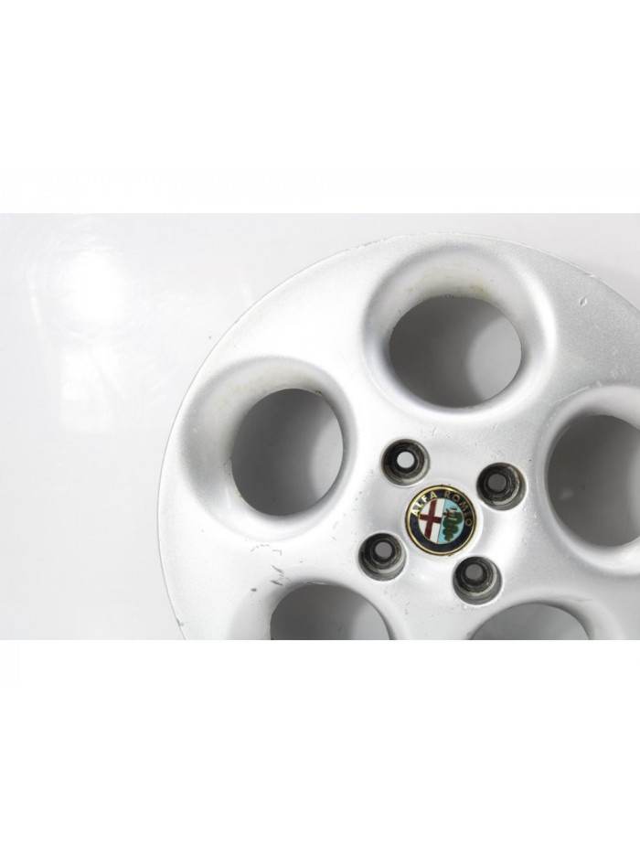 Recambio de llanta para alfa romeo 146 1.9 jtd referencia OEM IAM 14541B821