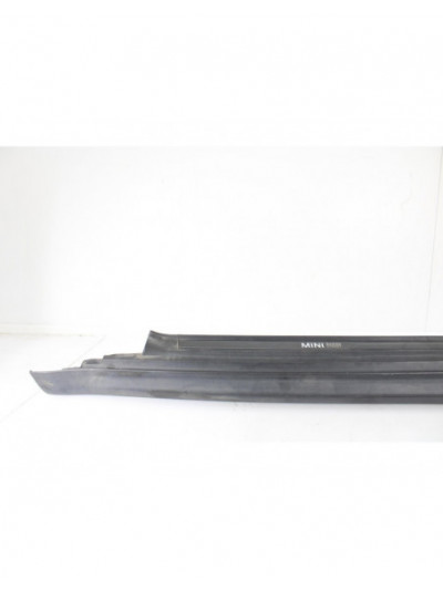 Faldón lateral izquierdo MINI R56 One D 2013