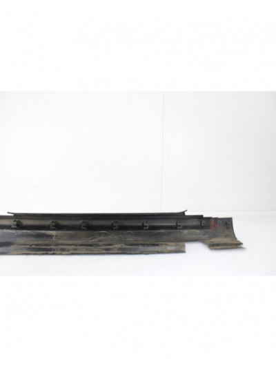 Faldón lateral izquierdo MINI R56 One D 2013