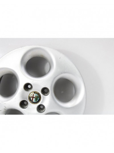 Recambio de llanta para alfa romeo 146 1.9 jtd referencia OEM IAM 14541B821