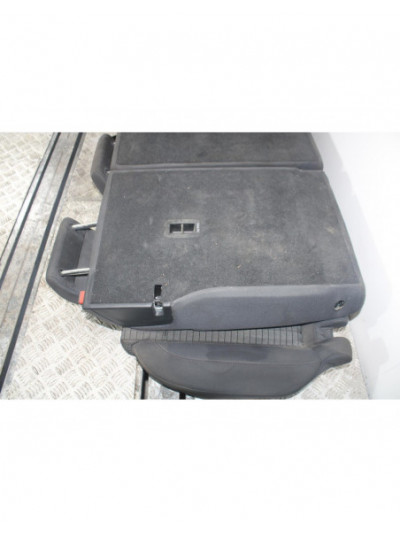 Recambio de asientos traseros para audi a3 (8v) ambiente referencia OEM IAM 4282
