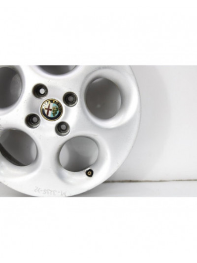 Recambio de llanta para alfa romeo 146 1.9 jtd referencia OEM IAM 14541B821