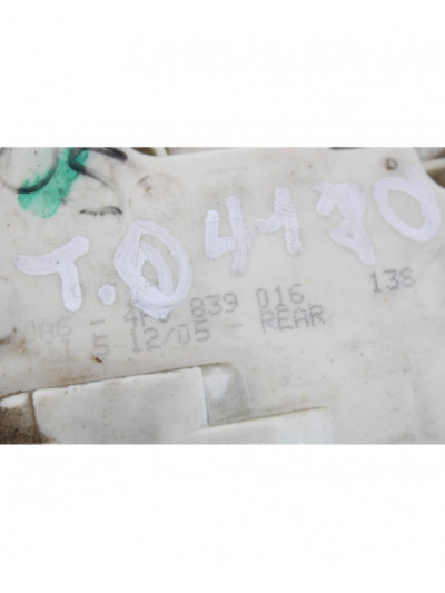Cerradura puerta trasera derecha AUDI A6 C6 3.0 TDI quattro 2005