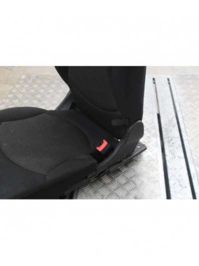 Recambio de asiento trasero derecho para mini countryman (r60) one d referencia OEM IAM NEGRO