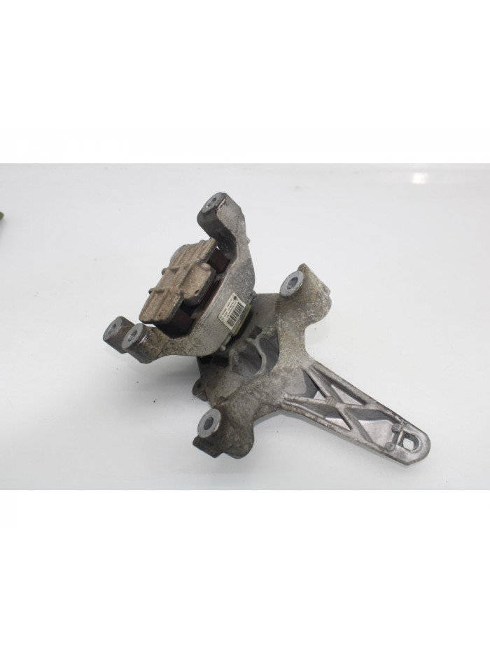 Soporte motor MINI COUNTRYMAN One D 90CV 66KW 2013