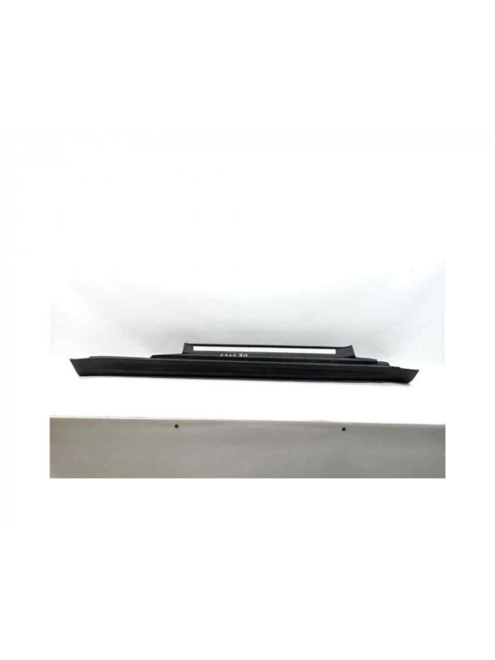Faldón lateral MINI R56 1.4 16V CAT 2007