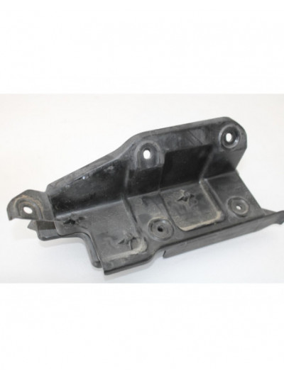 Soporte izquierdo paragolpe trasero AUDI A6 BERLINA 2.0 TDI 2007
