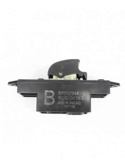 Recambio de mando elevalunas trasero derecho para mitsubishi asx (ga_w_) 1.8 di-d (ga6w) referencia OEM IAM MR587944