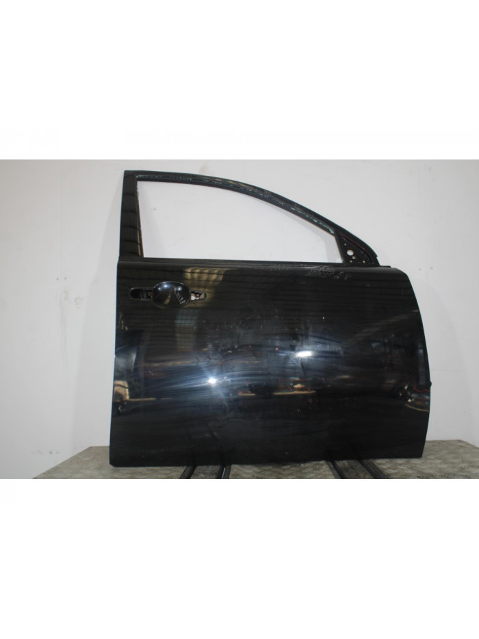 Puerta delantera derecha MITSUBISHI L 200 Inform Klima Einzelkabine 4WD 2011
