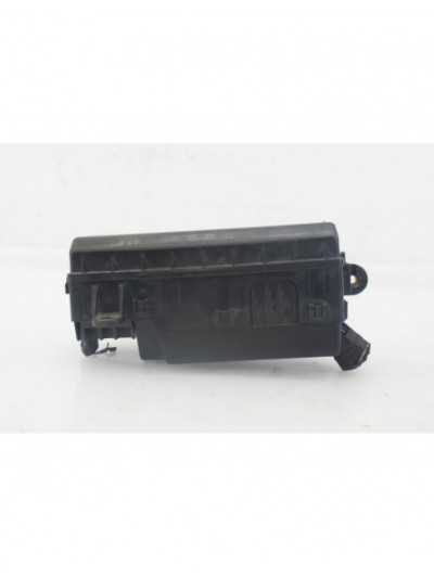 Recambio de caja reles / fusibles para mitsubishi l 200 (ka0/kb0) inform klima einzelkabine 4wd referencia OEM IAM PR06900000